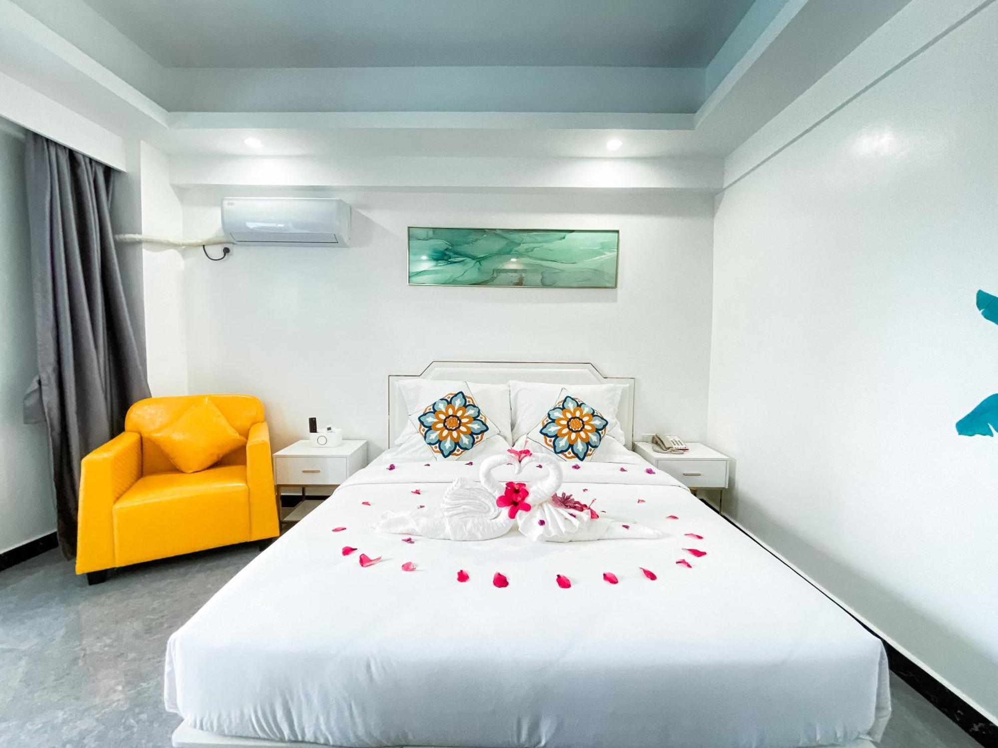 Bohol Dolphin Bay Resort Panglao Bagian luar foto